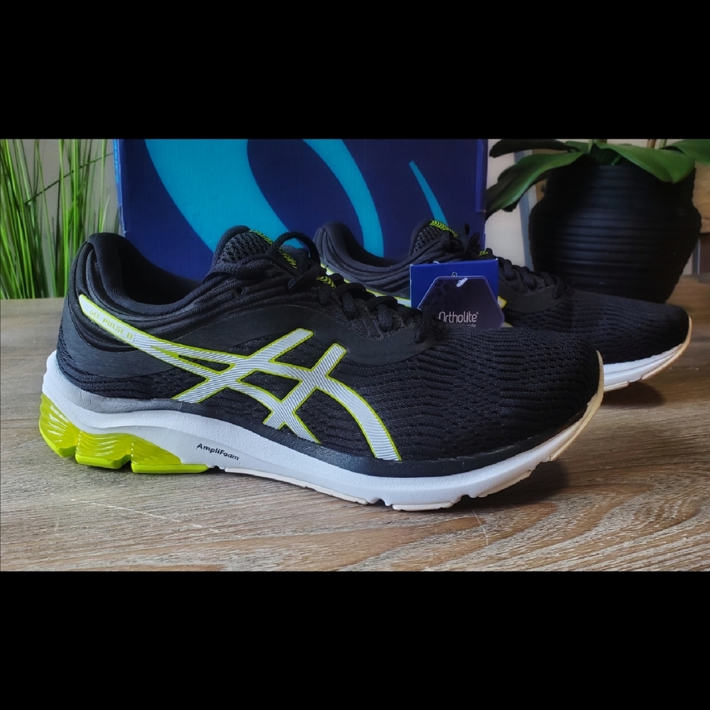 ASICS BLACK MENS RUNNING SHOES - Picture 2 of 12